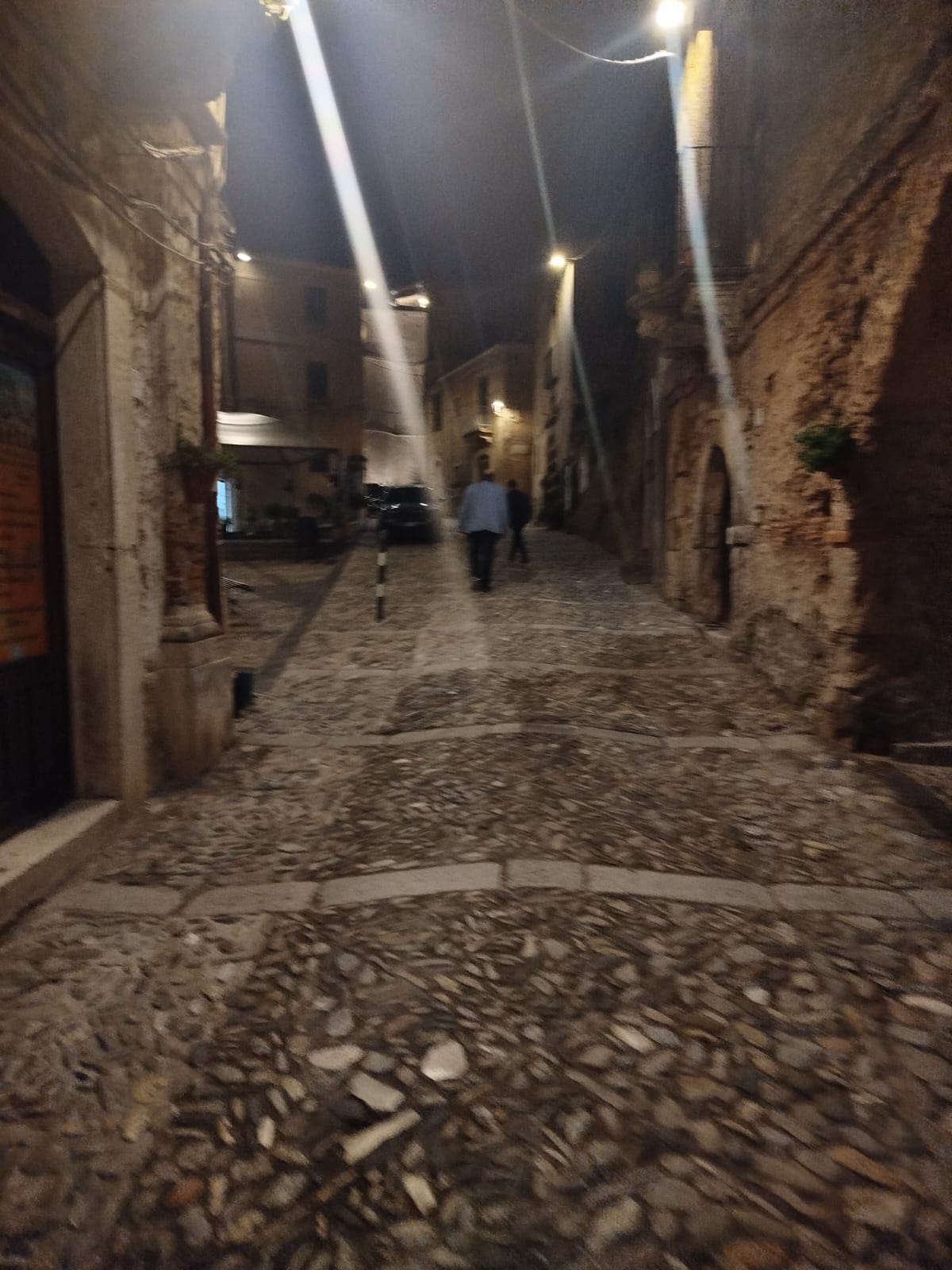 Recorrido nocturno por calles medievales