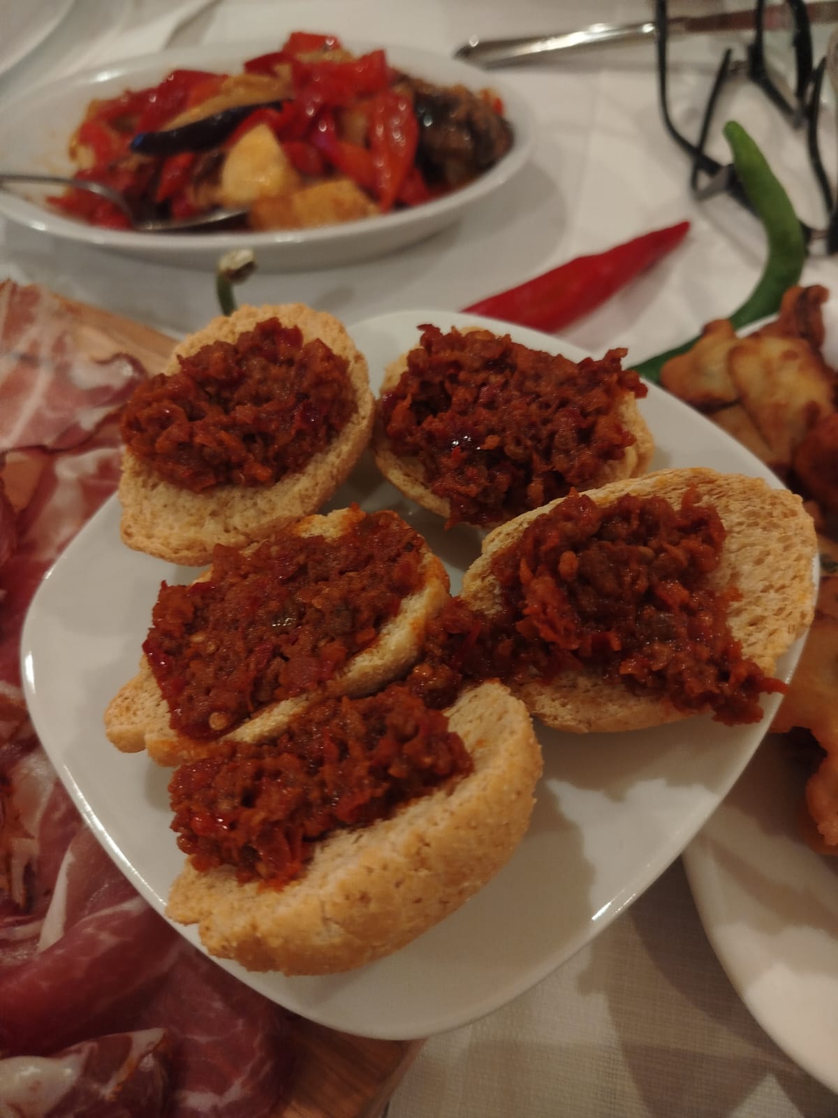 Degustación de bruschetta con 'nduja tradicional